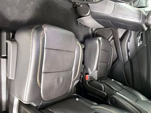Used 2018 Chevrolet Traverse LT FWD image 20