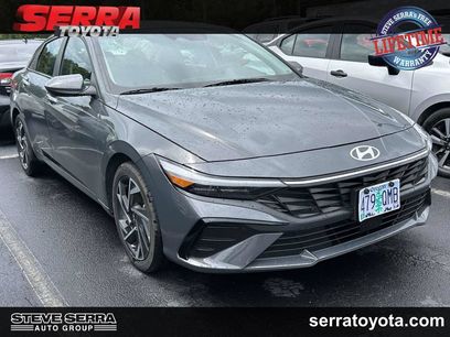 Used 2025 Hyundai Elantra SEL