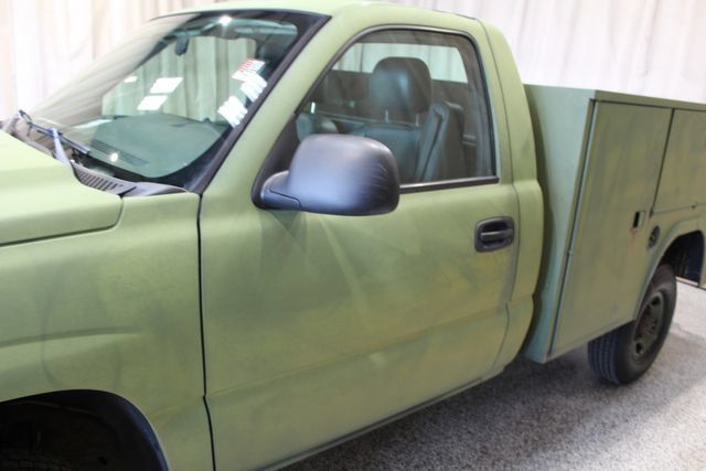 Used 2006 Chevrolet Silverado 2500 W/T w/ Heavy-Duty Power Package AWD/4WD image 9