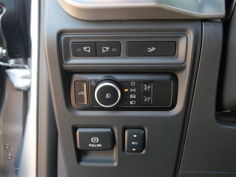 Used 2024 Ford F150 Lariat w/ FX4 Off-Road Package image 10