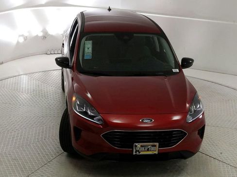 Used 2021 Ford Escape SE w/ SE Sport Appearance Package FWD image 20