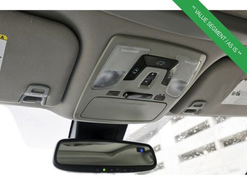 Used 2018 Toyota Sienna XLE image 24