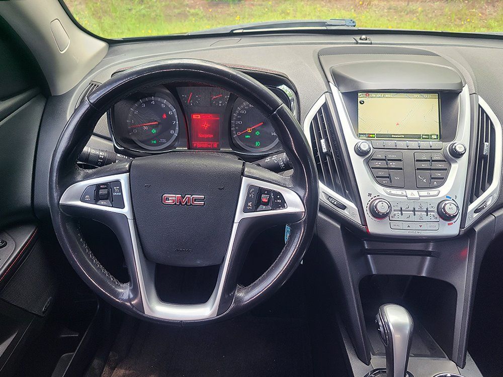 Used 2015 GMC Terrain SLT FWD image 31