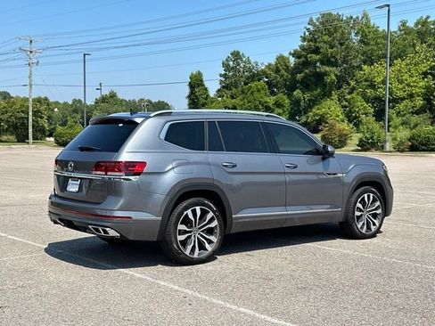 Used 2023 Volkswagen Atlas SEL Premium AWD/4WD image 5