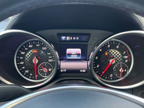 Used 2018 Mercedes-Benz SLC 300 image 26