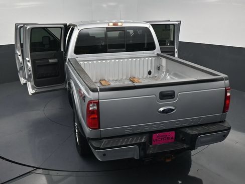 Used 2015 Ford F250 Lariat w/ Lariat Ultimate Package AWD/4WD image 23