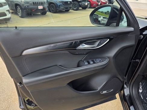 Used 2024 Buick Envision Preferred AWD/4WD image 19
