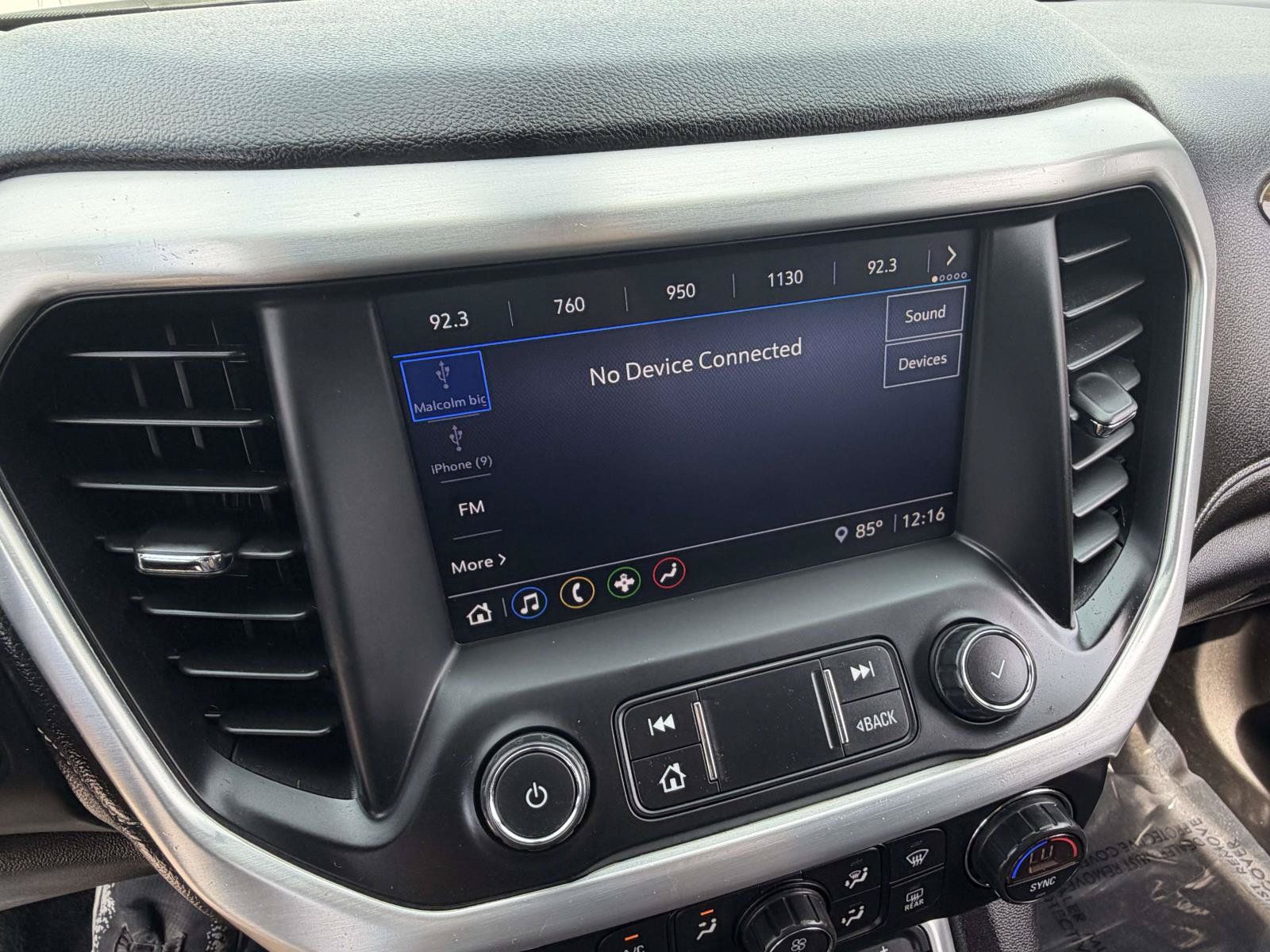 Used 2020 GMC Acadia SLE w/ Driver Convenience Package FWD image 8