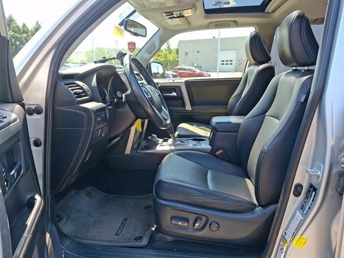 Used 2014 Toyota 4Runner SR5 Premium AWD/4WD image 13
