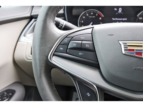 Used 2021 Cadillac XT5 Premium Luxury image 23