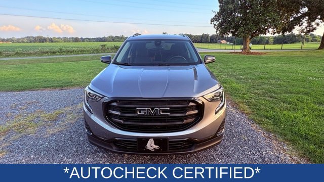 Used 2021 GMC Terrain SLE w/ Driver Convenience Package AWD/4WD image 2