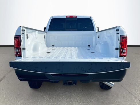 New 2026 RAM 2500 Tradesman AWD/4WD image 22