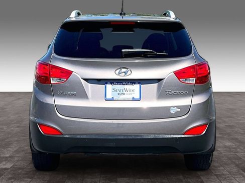 Used 2011 Hyundai Tucson GLS w/ Navigation Pkg 2 FWD image 27