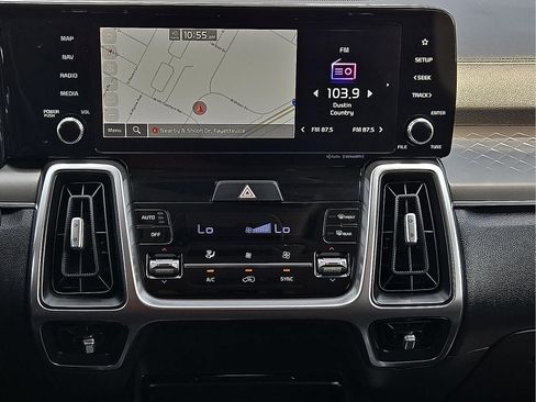 Used 2022 Kia Sorento S w/ Panoramic Sunroof Package FWD image 14
