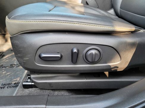 Used 2025 Chevrolet Trax ACTIV w/ Driver Confidence Package image 11