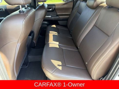 Certified 2023 Toyota Tacoma Limited AWD/4WD image 5