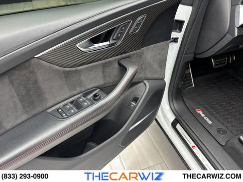 Used 2020 Audi RS Q8 w/ Carbon Optic Package image 53