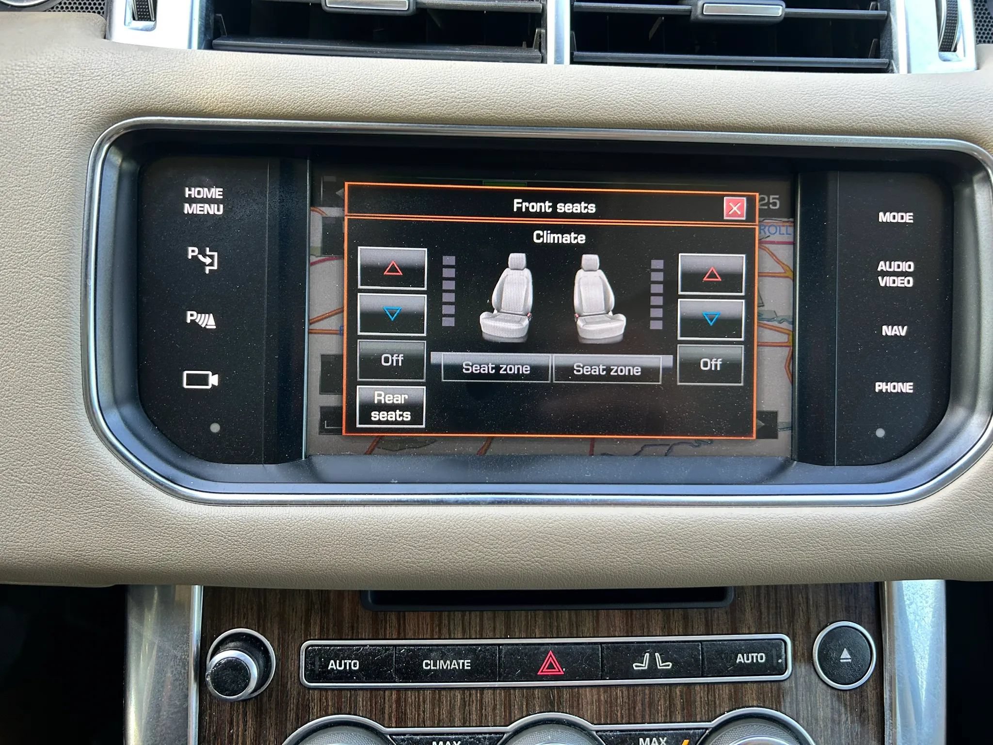 Used 2015 Land Rover Range Rover Sport HSE AWD/4WD image 23