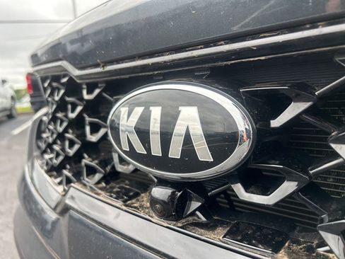 Used 2021 Kia Sorento SX FWD image 9