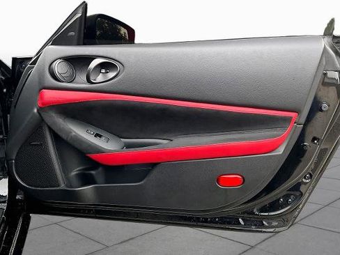 Used 2024 Nissan Z Performance w/ Floor Mat Package RWD image 20