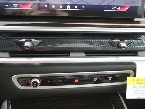 New 2026 BMW X5 xDrive40i w/ M Sport Package image 18