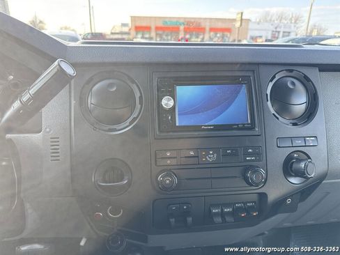 Used 2011 Ford F350 XL w/ PWR Equipment Group image 9