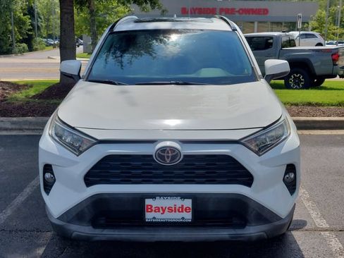 Used 2019 Toyota RAV4 XLE w/ Convenience Package AWD/4WD image 5