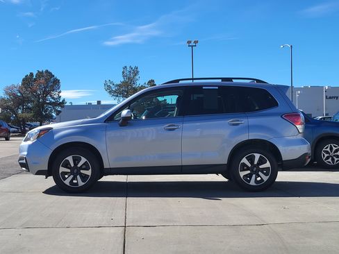 Used 2017 Subaru Forester 2.5i Limited image 4