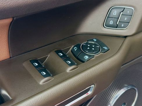 Used 2022 Ford Expedition King Ranch image 21