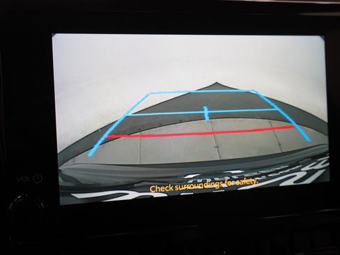 Used 2025 Toyota Corolla LE image 25