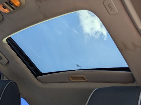 Used 2010 Ford Fusion SE FWD image 20