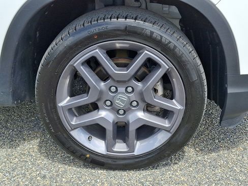 Used 2023 Honda Passport EX-L image 8