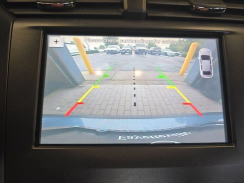 Used 2018 Ford Fusion SE w/ Equipment Group 201A FWD image 23