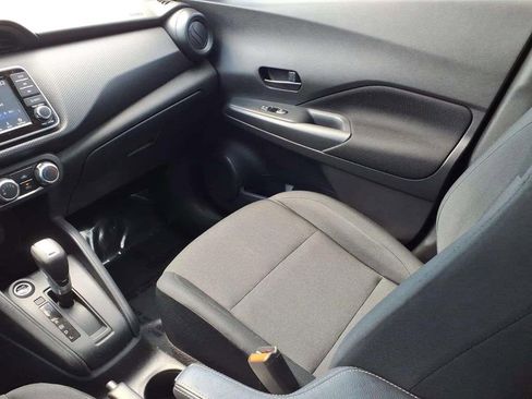 Used 2024 Nissan Kicks S image 13