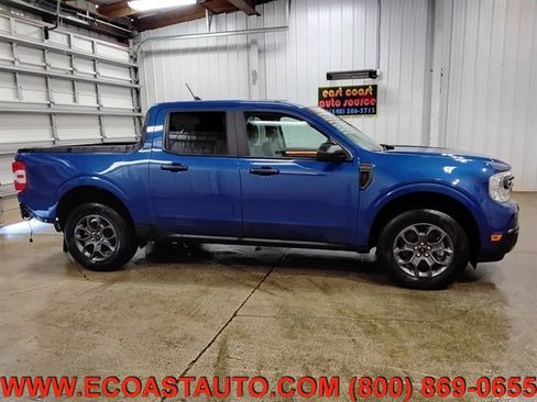Used 2024 Ford Maverick XLT image 2