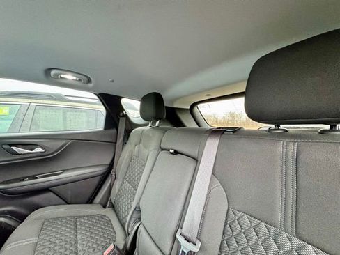 Used 2022 Chevrolet Blazer LT image 6