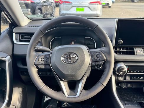 New 2025 Toyota RAV4 XLE image 19