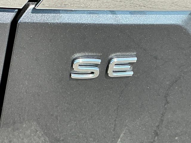 Used 2025 Volkswagen Atlas SE FWD image 10