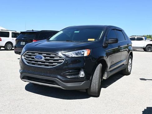 Used 2022 Ford Edge SEL w/ Convenience Package image 5