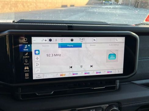 Used 2025 Jeep Wrangler Unlimited Rubicon 4xe w/ Convenience Group image 20