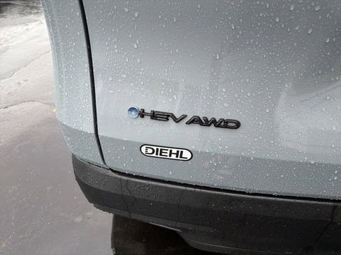 Used 2025 Toyota Grand Highlander AWD Hybrid image 39