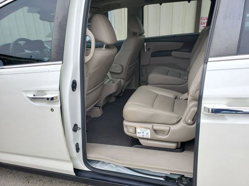 Used 2017 Honda Odyssey EX-L image 11