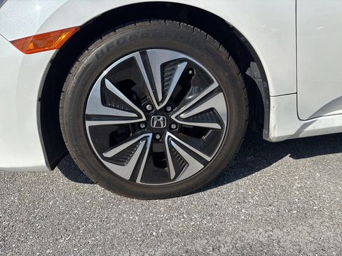 Used 2017 Honda Civic EX-L image 19