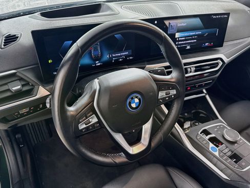 Used 2023 BMW i4 eDrive40 w/ Premium Package RWD image 24