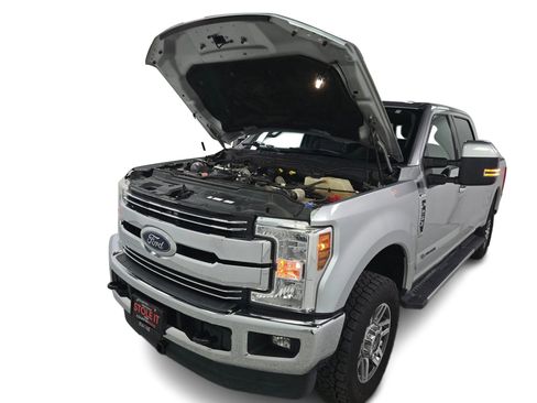 Used 2018 Ford F250 Lariat w/ Lariat Value Package image 12