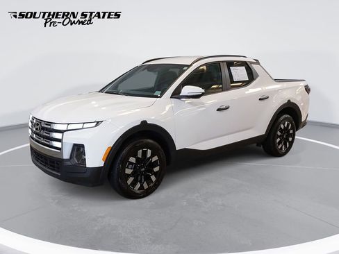 Certified 2025 Hyundai Santa Cruz SEL FWD image 1