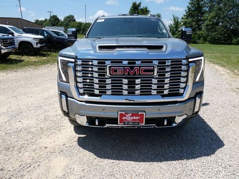 New 2026 GMC Sierra 2500 Denali w/ Denali Reserve Package AWD/4WD image 11