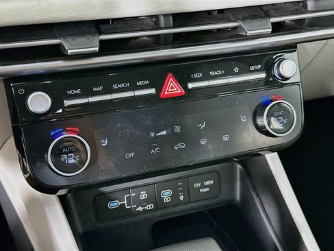 Used 2025 Hyundai Tucson SEL FWD image 24