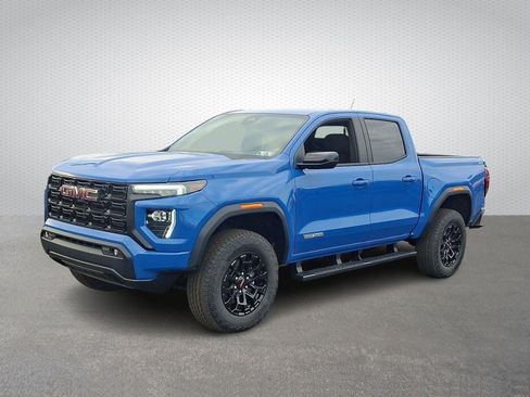 New 2026 GMC Canyon Elevation w/ Convenience Package image 2