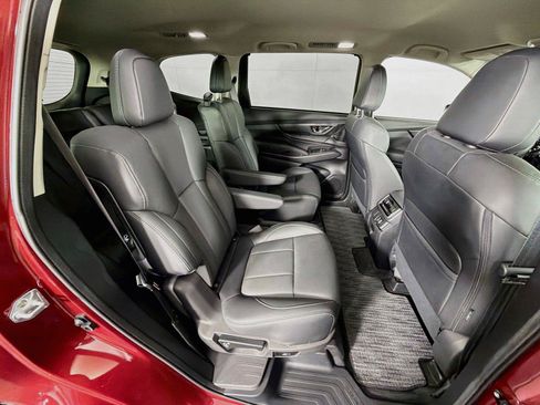 Used 2026 Subaru Ascent Premium AWD/4WD image 29